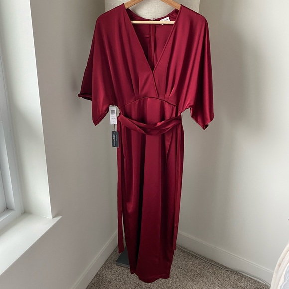 Aritzia Dresses & Skirts - Aritzia Babaton STANLEY DRESS